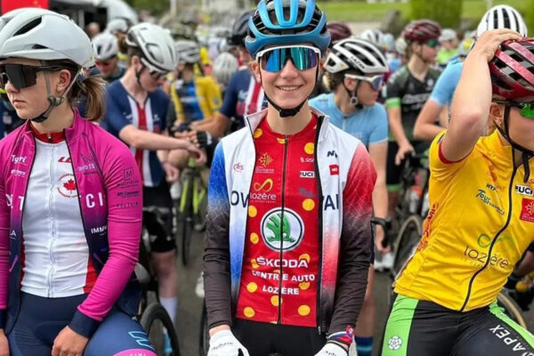Viktória Chladoňová skončila celkovo druhá po skvelých výkonoch na juniorskom etapáku vo Francúzsku