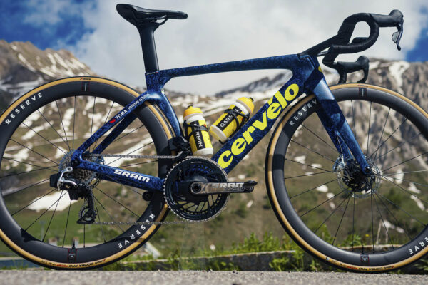 Foto: Špeciálny dizajn bicyklov Cervélo tímu Visma-Lease a Bike na Tour de France 2024
