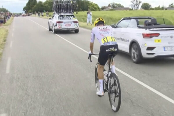 Juan Ayuso odstúpil z Tour de France počas 13. etapy, mal pozitívny test na COVID-19