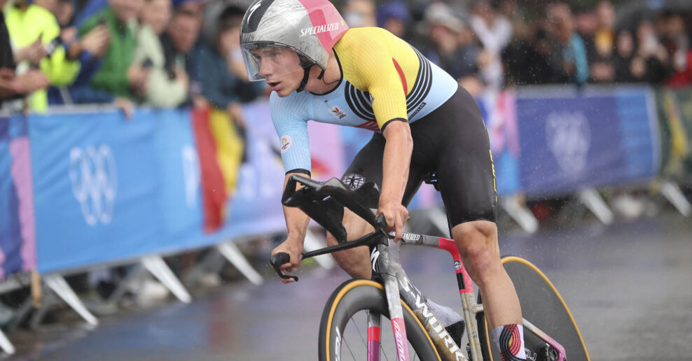 Remco Evenepoel sa stal najmladším víťazom časovky na Olympijských hrách