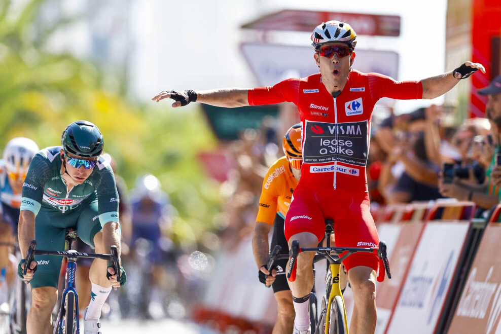 Wout van Aert vyhral v šprinte tretiu etapu Vuelta a España, Čech Bittner skončil piaty