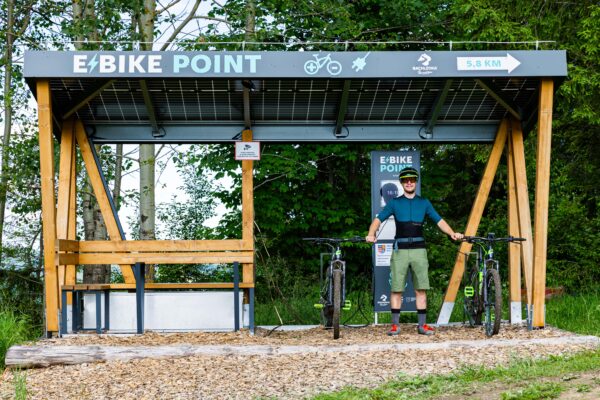 Nabíjacie stanice Econec sú malé, ale napriek tomu v sebe skrývajú množstvo funkcií