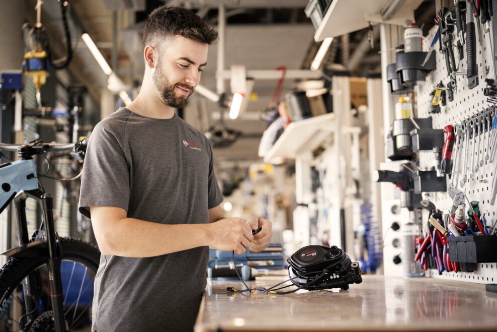 Bosch predstavil nov&yacute; motor Performance Line CX, spolu s nov&yacute;m syst&eacute;mom ABS Pro a automatick&yacute;m raden&iacute;m