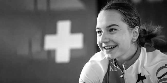 Švajčiarska juniorská reprezentantka Muriel Furrer zomrela na následky zranenia, ktoré utrpela vo včerajších pretekoch