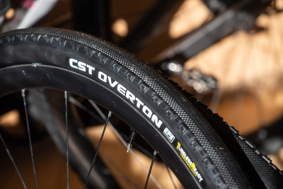 Test: Gravelov&eacute; pl&aacute;&scaron;te CST Overton
