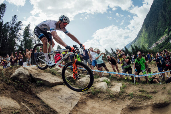 Mathieu van der Poel naznačil, že sa chce v roku 2025 vrátiť k horskej cyklistike