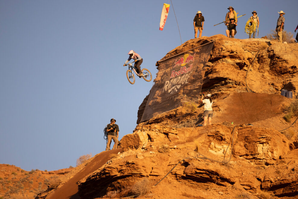 Historick&yacute; moment: Ženy na Red Bull Rampage prepisuj&uacute; dejiny freeridu (+gal&eacute;ria)