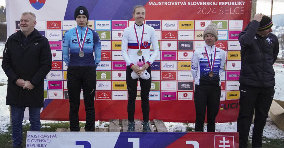 Vikt&oacute;ria Chladoňov&aacute; z&iacute;skala po dominantnom v&yacute;kone titul majsterky Slovenska v cyklokrose už tret&iacute;kr&aacute;t po sebe