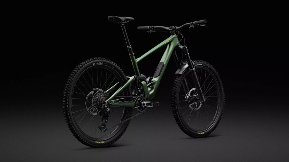 Specialized inovoval model Enduro na sez&oacute;nu 2025 a po novom bude kompatibiln&yacute; so SRAM UDH