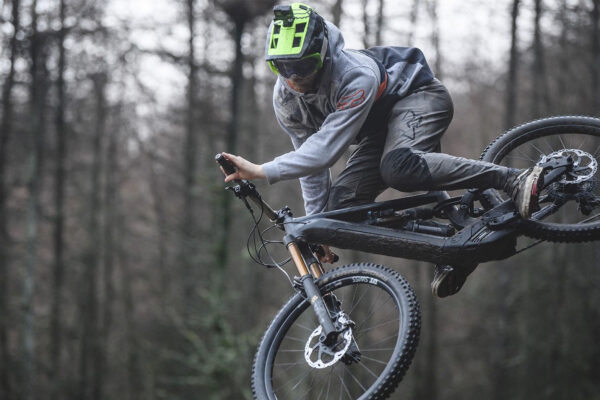 Canyon ponúka čiastočné odškodnenie majiteľom elektrobicyklov postihnutých problémami s batériou