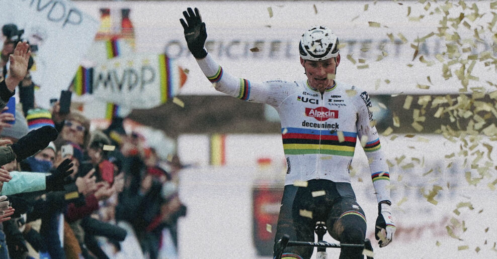 Mathieu van der Poel vyhral už piate cyklokrosové preteky za sebou, tentokrát dominoval na Svetovom pohári v Besancone