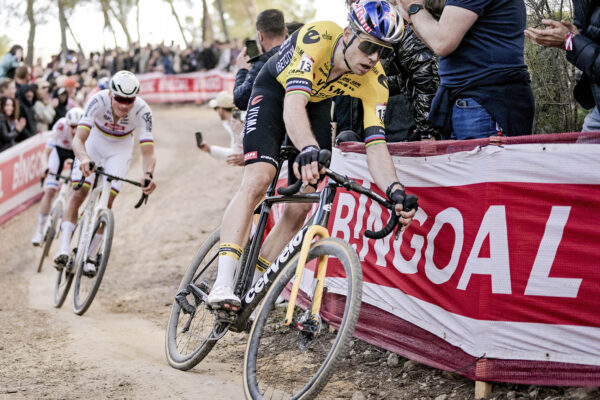 Wout van Aert absolvuje šesť cyklokrosových pretekov v sezóne 2024/2025