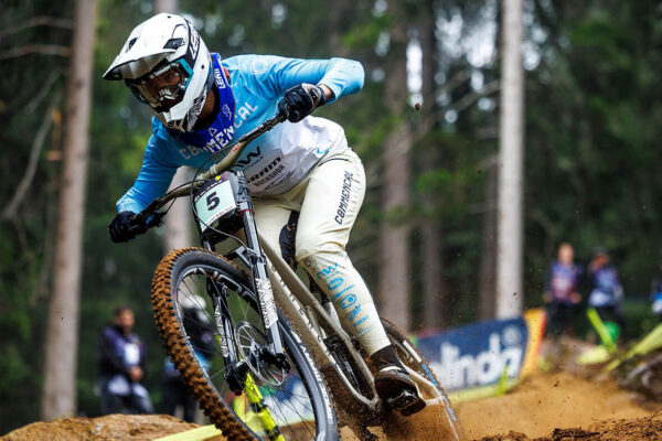 Erice Van Leuven opúšťa tím Commencal Les Orres