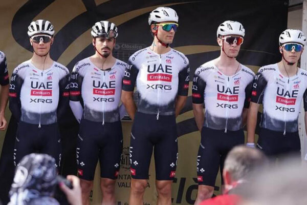Matthias Schwarzbacher bude na jarných klasikách lídrom vývojového tímu UAE Emirates Gen Z