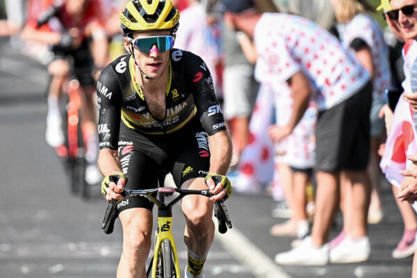 Simon Yates o zmene stravy v cyklistike: Ráno sme jedli dve vajíčka a boli sme stále unavení. Teraz máme na raňajky kopu ryže