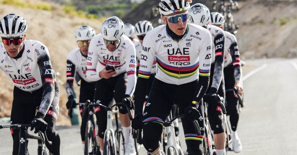 Zoznam cyklistických tímov WorldTour a ProTeams, a ako sa zmenili ich názvy v roku 2025