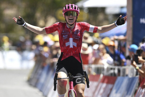 Noemi Rüegg vyhrala druhú etapu Tour Down Under na vrchole stúpania Willunga Hill