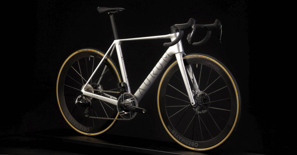 Špeciálna edícia bicykla Aurum Magma s komponentami Lightweight stojí cez 16-tisíc eur