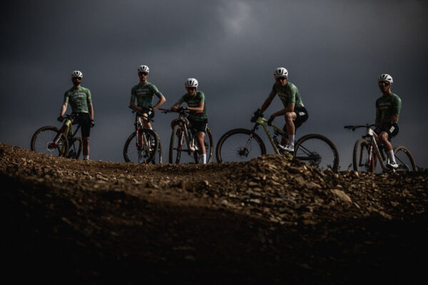 Canyon ukázal zloženie XC tímov, Van der Poel zvažuje štart na majstrovstvách sveta (+galéria)