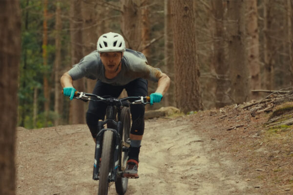 Video: Not Bored Yet je oslavou horskej cyklistiky od Ollyho Wilkinsa