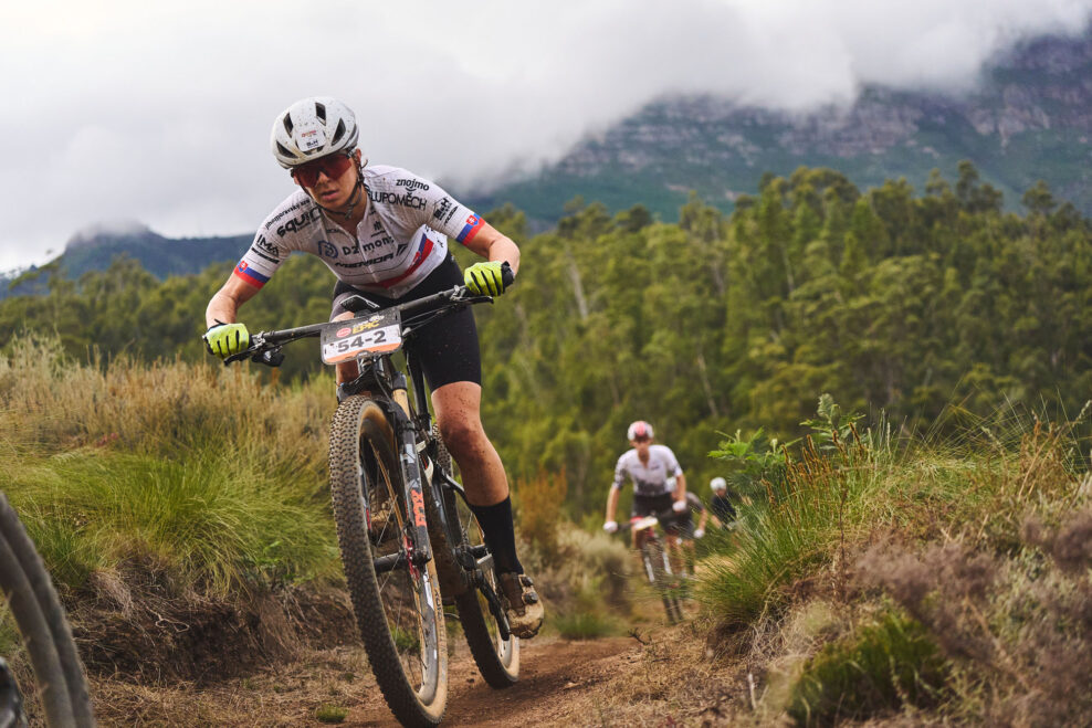 Slovenské pretekárky obsadili v 6. etape Cape Epic 10. miesto