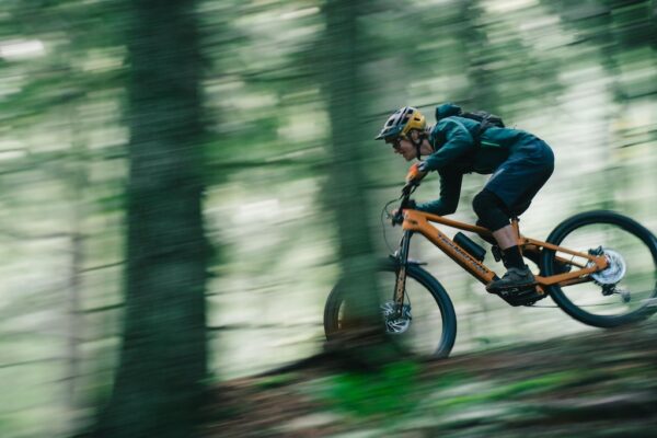 Video: Transition predstavuje nov&yacute; e-bike Regulator SX