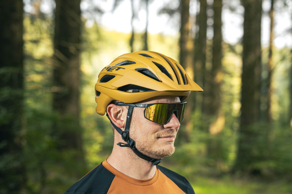 Test: Prilba MET VELENO MIPS