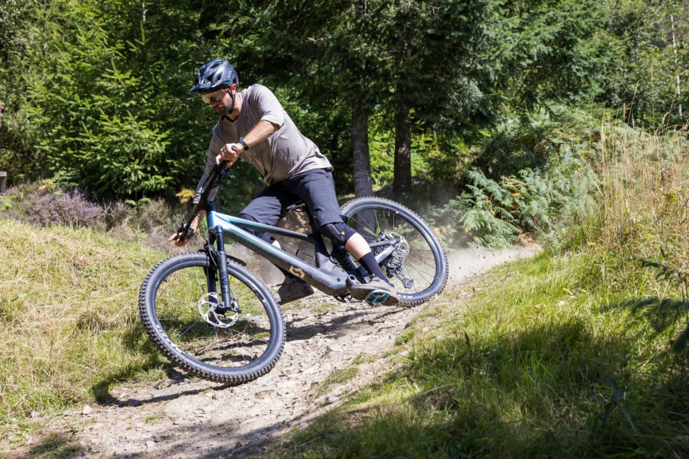 V&yacute;ber MTB riadidiel: Ako zvoliť spr&aacute;vny materi&aacute;l?