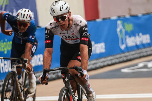 Mlad&yacute; Slov&aacute;k Matthias Schwarzbacher vybojoval na Par&iacute;ž-Roubaix Espoirs skvel&eacute; &scaron;ieste miesto