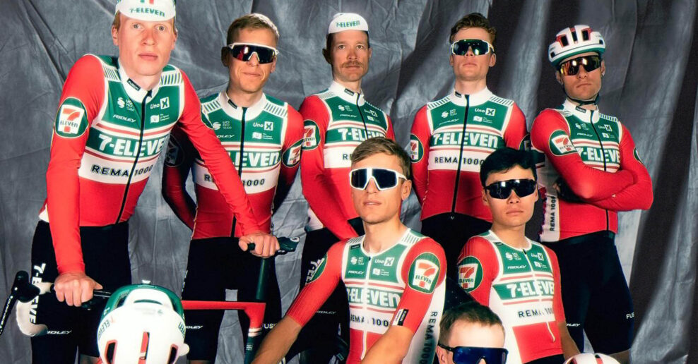 Na jeden deň ožije kus cyklistickej hist&oacute;rie. Uno‑X od&scaron;tartuje na Li&egrave;ge-Bastogne-Li&egrave;ge v retro dresoch 7‑Eleven
