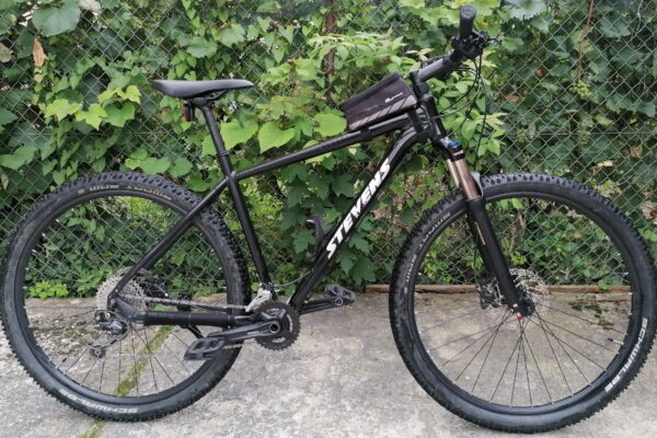 Horský pánsky hardtail bicykel Stevens Taniwha 29″ čierny