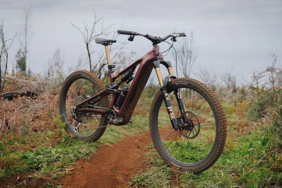 Nov&yacute; Specialized Turbo Levo 4 m&aacute; v&yacute;konnej&scaron;&iacute; motor, v&auml;č&scaron;iu bat&eacute;riu aj vylep&scaron;en&eacute; odpruženie (detaily, ceny, test)