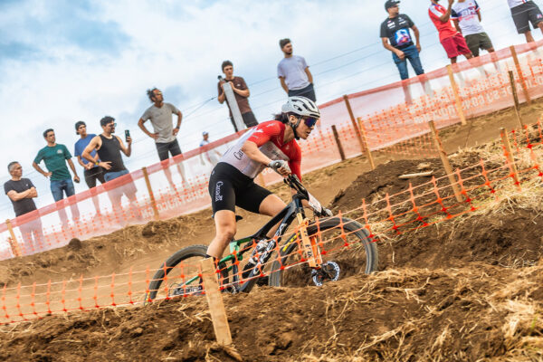 Jennifer Jackson a Gerardo Ulloa sa stali víťazmi Panamerického šampionátu v XCO