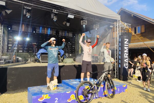 Birell Bikefest 2025: Ľuboš Staňo a Valentína Grendová vyhrali Scott enduro race