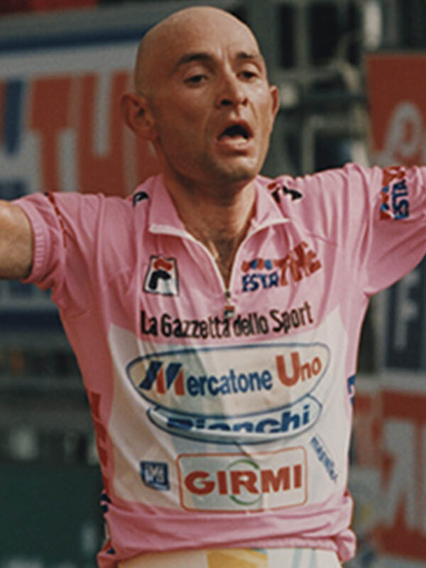Fašisti chceli ružovú potlačiť. Stručná história legendárneho ružového dresu Maglia Rosa