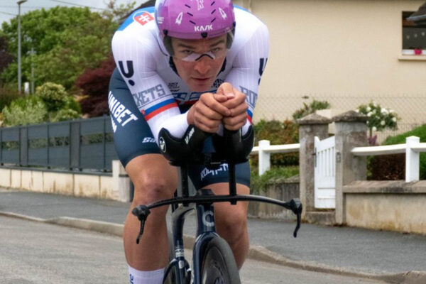 Thibaud Gruel vyhral úvodný prológ Boucles de la Mayenne, Lukáš Kubiš skončil na 56. mieste
