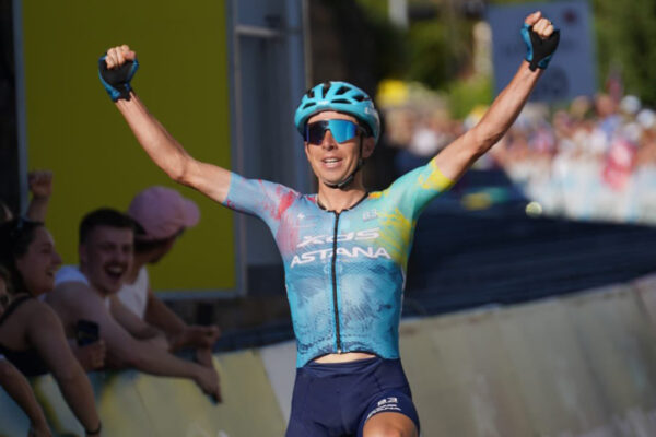 Risk v závere druhej etapy Okolo Romandie priniesol Lorenzovi Fortunatovi víťazstvo