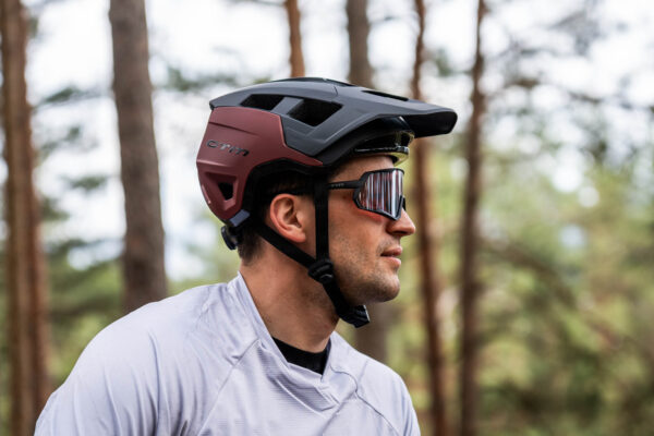 CTM predstavilo trailovú prilbu Trailtamer