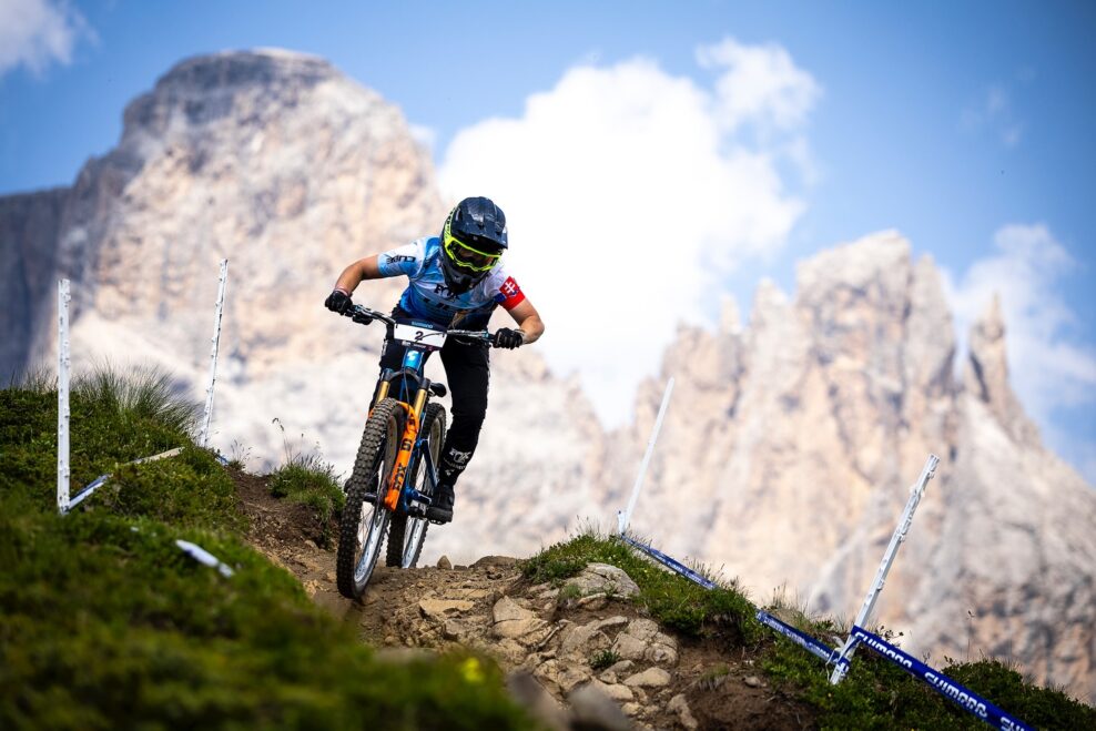 Simona Kuchynkov&aacute; sa vo Val di Fassa op&auml;ť prebojovala na p&oacute;dium Svetov&eacute;ho poh&aacute;ra