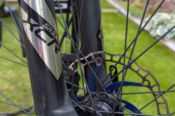 Horský bicykel Carrera Vengeance 27,5″