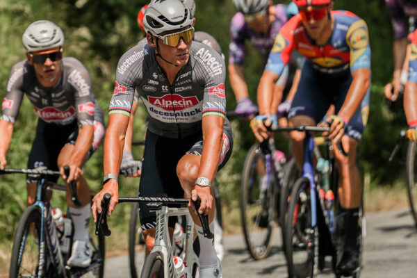 „Presne toto teraz potrebujem.“ Mathieu van der Poel sa cíti dobre a s formou na Critérium du Dauphiné je spokojný