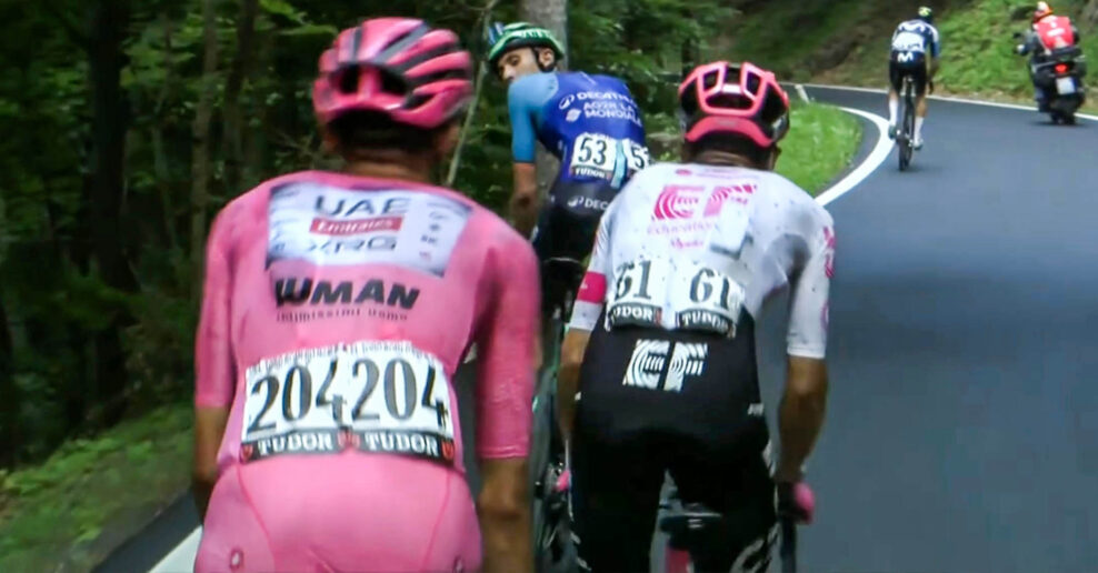 Etick&aacute; komisia UCI bude vy&scaron;etrovať Driesa De Bondta, pretože pom&aacute;hal Richardovi Carapazovi na Giro d&rsquo;Italia