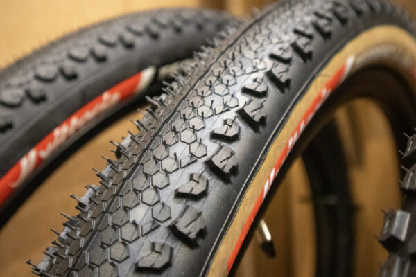 Nové plášte Vittoria XC Race sú širšie, rýchlejšie, priľnavejšie a pripravené do blata