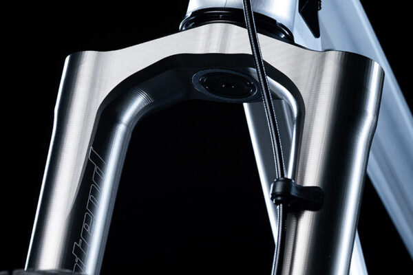 Intend predstavil upside-down vidlicu OnePiece za neuveriteľn&yacute;ch 3 299 eur