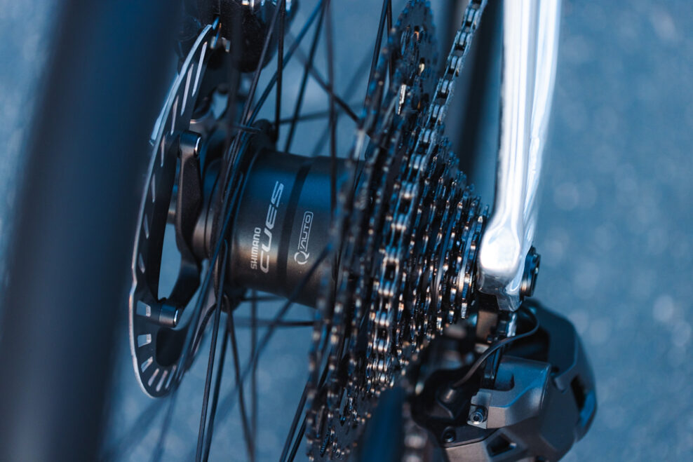 Shimano predstavilo automatick&eacute; radenie Q&rsquo;Auto nap&aacute;jan&eacute; zadn&yacute;m n&aacute;bojom