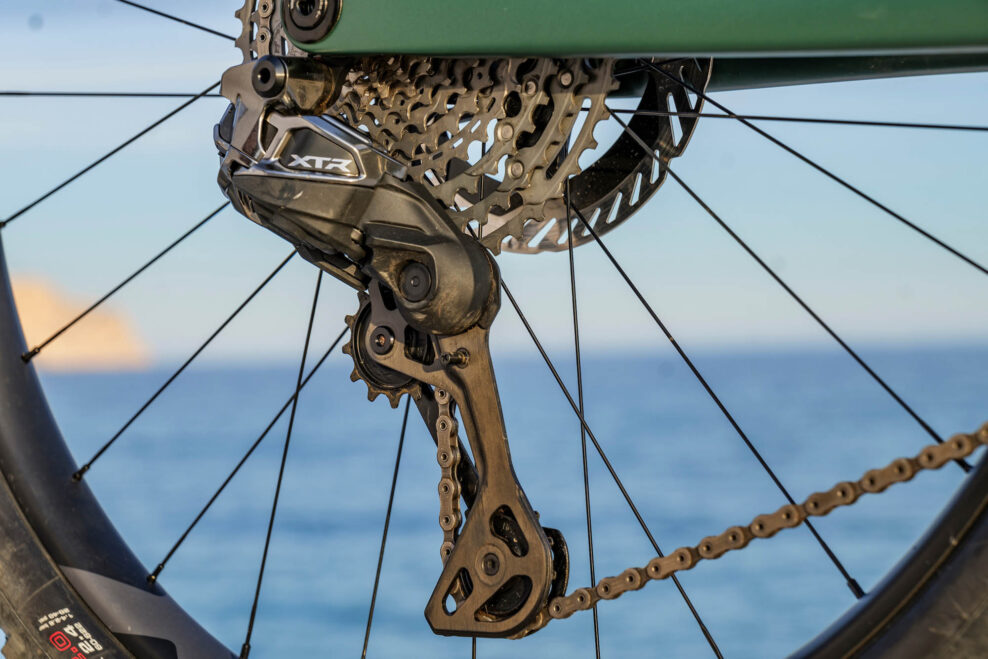 Shimano končí so spojkou v prehadzovačoch. Prečo je to dobrá správa?