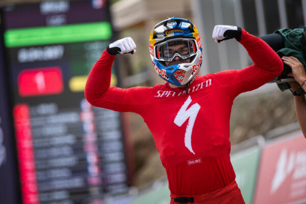 Loic Bruni v Pal Arinsal získal svoje druhé víťazstvo Svetového pohára v tejto sezóne