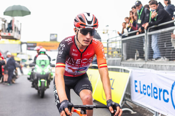 Carlos Rodríguez odstúpil z Tour de France, pri páde utrpel zlomeninu panvy