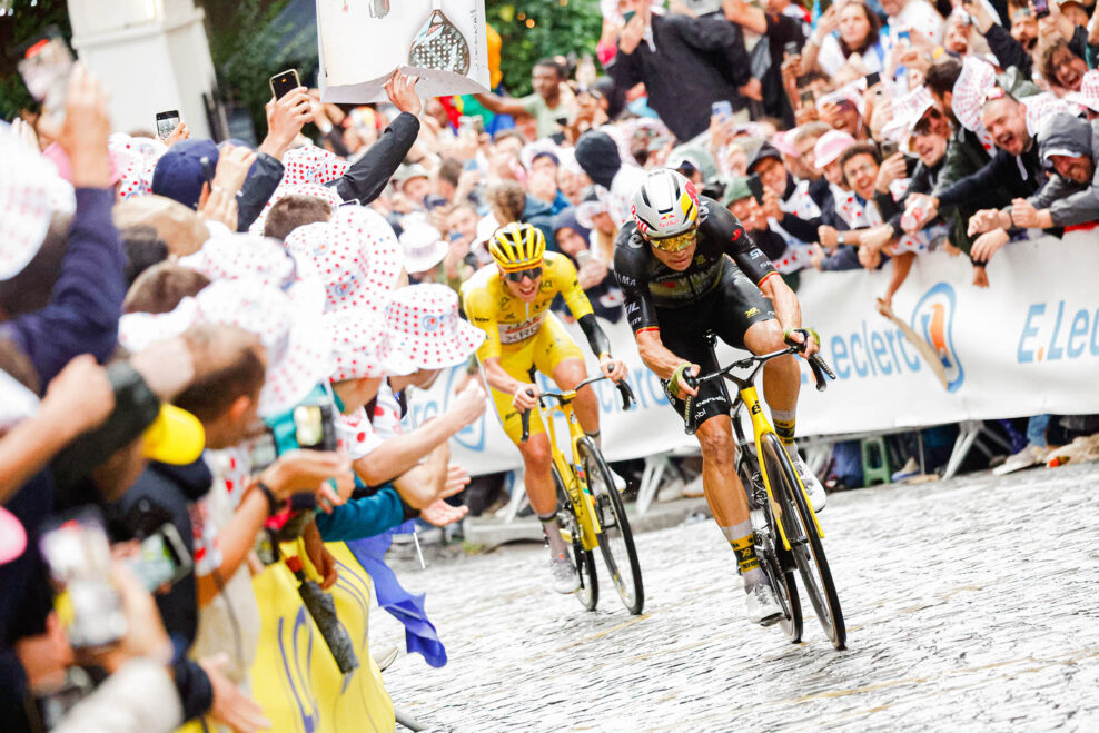 Wout van Aert st&aacute;le ver&iacute;, že m&ocirc;že vyhrať Fl&aacute;msko aj Roubaix: M&aacute;m pocit, že ich nah&aacute;ňam cel&uacute; kari&eacute;ru. Znamenali by pre mňa v&scaron;etko