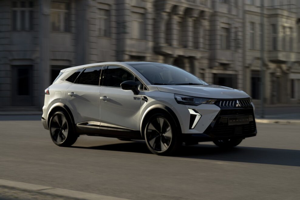Mitsubishi roz&scaron;iruje eur&oacute;psku modelov&uacute; ponuku: Premi&eacute;ra &uacute;plne nov&eacute;ho kompaktn&eacute;ho SUV Grandis